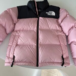 Women’s northface puffer. Pink and black